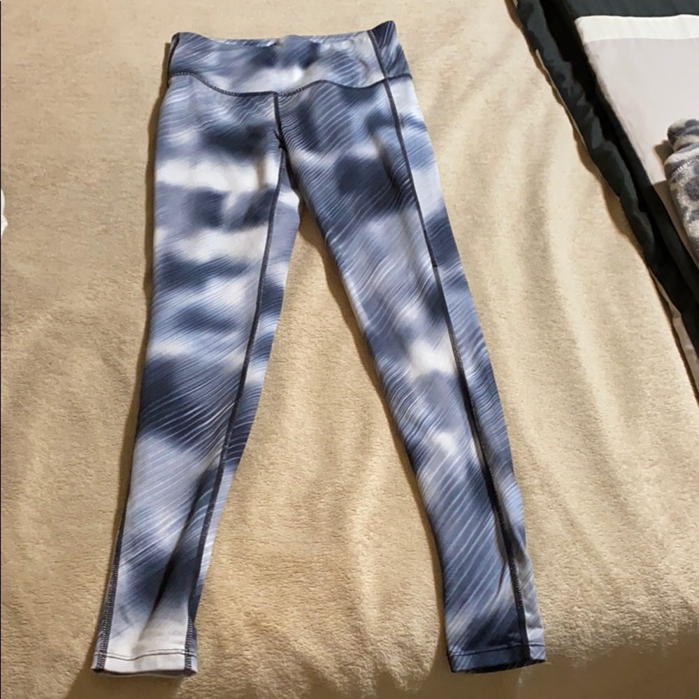 Athleta size XS grey black white leggings